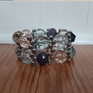 Beautiful silver and colorful beaded chunky bracelet 7"
